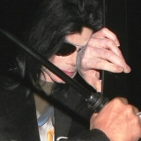 MICHAEL-michael-jackson-13987785-600-596.jpg