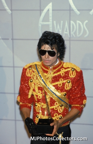 M_JACKSON_07269_DALLE.jpg M_JACKSON_07269_DALLE.jpg