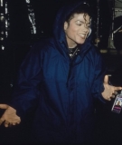 wet-michael-jackson-7406510-559-666.jpg